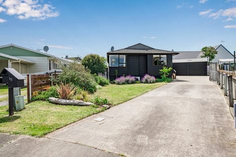 Photo of property in 15 Palmer Court, Paraparaumu, 5032