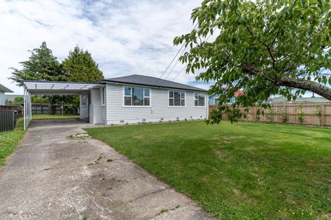 Photo of property in 238 High Street North, Carterton, 5713