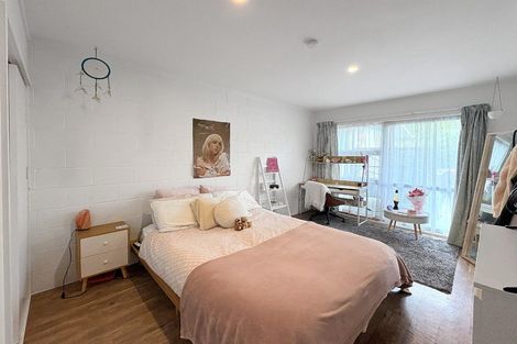 Photo of property in 48 Great North Road, Saint Johns Hill, Whanganui, 4500