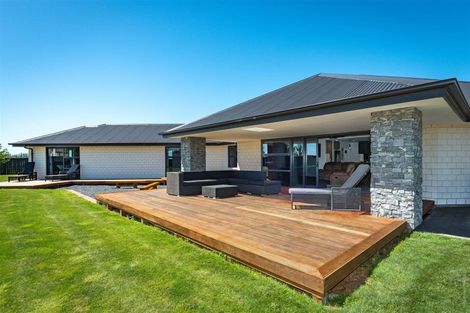 Photo of property in 62 Kingsdowne Drive, West Melton, 7618