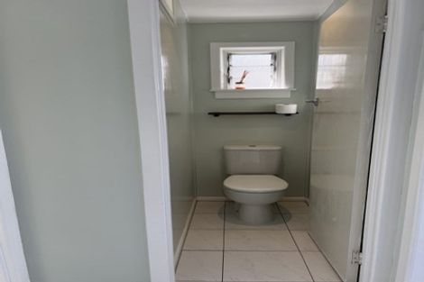 Photo of property in 193 Te Atatu Road, Te Atatu South, Auckland, 0610