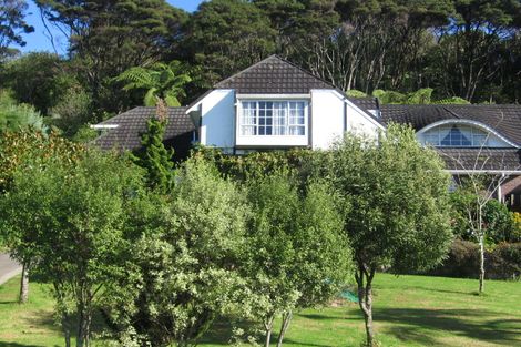 Photo of property in 31 Laingfield Terrace, Laingholm, Auckland, 0604