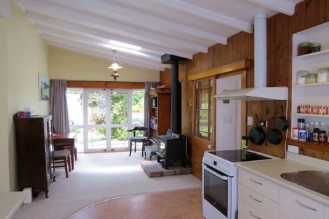 Photo of property in 112 Te Tiki Street, Coromandel, 3506