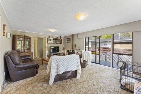 Photo of property in 11 Amber Grove, Birchville, Upper Hutt, 5018