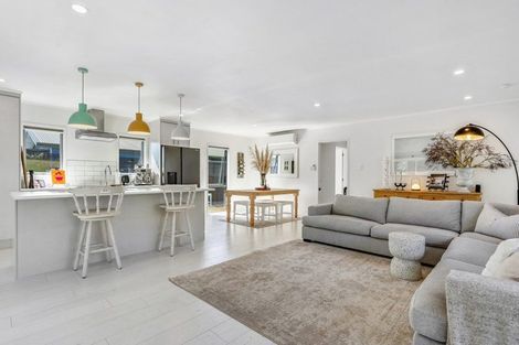 Photo of property in 26a Old Waipu Road, Mangawhai, 0505