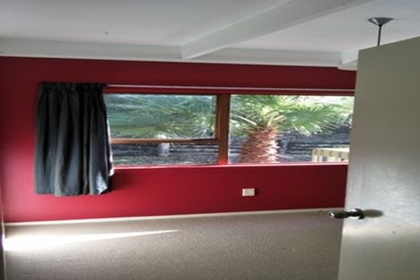 Photo of property in 13 Malters Place, Browns Bay, Auckland, 0630