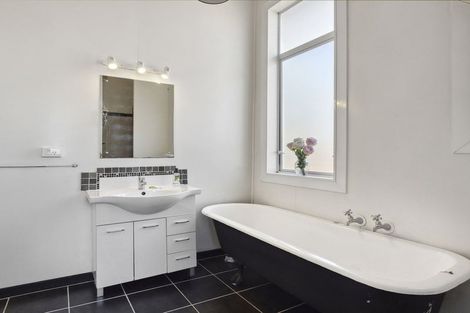 Photo of property in 47 Melbourne Street, South Dunedin, Dunedin, 9012