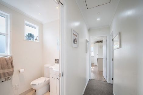 Photo of property in 1/1 Cooper Place, Papakura, 2110