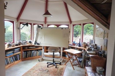 Photo of property in 60 Barton Road, Heretaunga, Upper Hutt, 5018