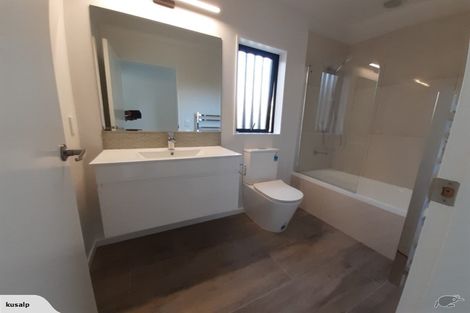 Photo of property in 31 Percy Dyett Drive, Karori, Wellington, 6012