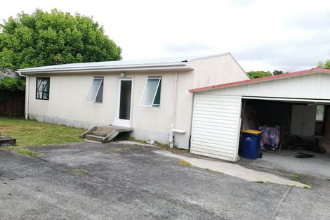 Photo of property in 17 Uppingham Crescent, Hillcrest, Auckland, 0627