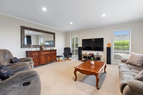 Photo of property in 2 Dayna Avenue, Ohauiti, Tauranga, 3112