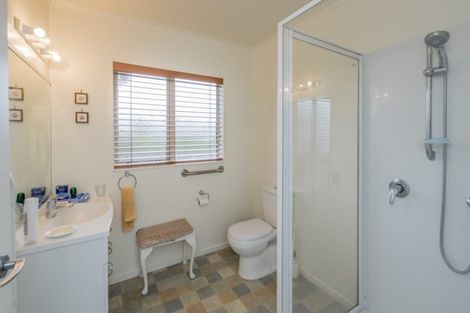 Photo of property in Rangeview Villas, 10/9 Fuller Close, Levin, 5510