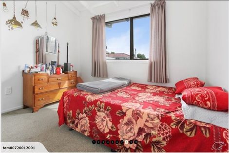 Photo of property in 2/121 Universal Drive, Henderson, Auckland, 0610