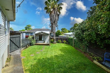 Photo of property in 51 Hobart Crescent, Wattle Downs, Auckland, 2103