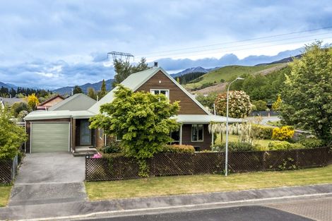 Photo of property in 15 Grantham Drive, Hanmer Springs, 7334