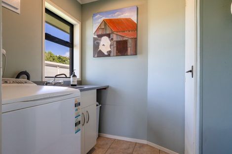 Photo of property in 467 Bald Hill Road, Waiuku, 2681