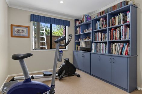 Photo of property in 56 Winchester Place, Rototuna North, Hamilton, 3210