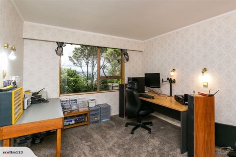 Photo of property in 90b Thurleigh Grove, Karori, Wellington, 6012