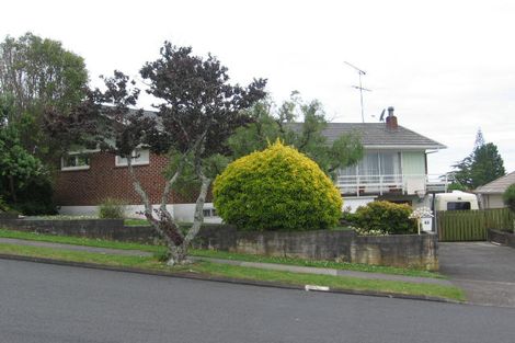 Photo of property in 43 Riverhills Avenue, Pakuranga Heights, Auckland, 2010