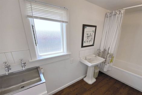 Photo of property in 16 Field Terrace, Upper Riccarton, Christchurch, 8041