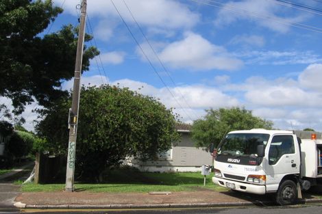 Photo of property in 10 Harwood Road, Mount Wellington, Auckland, 1060