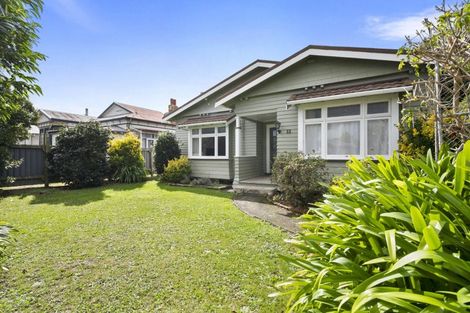 Photo of property in 11 Lyndhurst Street, Takaro, Palmerston North, 4412