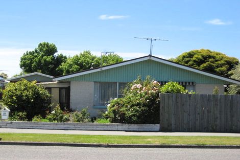 Photo of property in 1/290 Avonhead Road, Avonhead, Christchurch, 8042