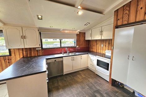 Photo of property in 12 Heaphy Street, Westown, New Plymouth, 4310