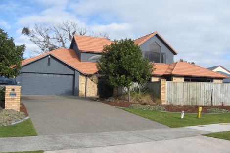 Photo of property in 43 Glen Cree Avenue, Rototuna, Hamilton, 3210