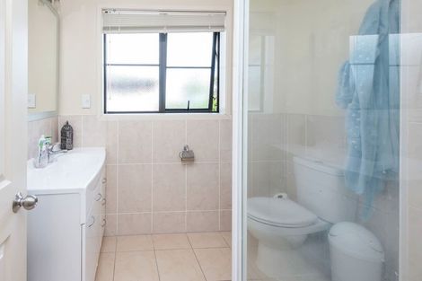 Photo of property in 127 Cyril French Drive, Flat Bush, Auckland, 2016