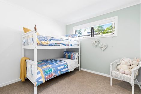 Photo of property in 46 Arabella Lane, Snells Beach, 0920