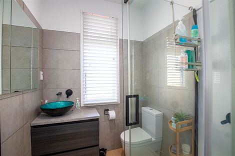 Photo of property in 6 Ancrum Street, Roxburgh, 9500