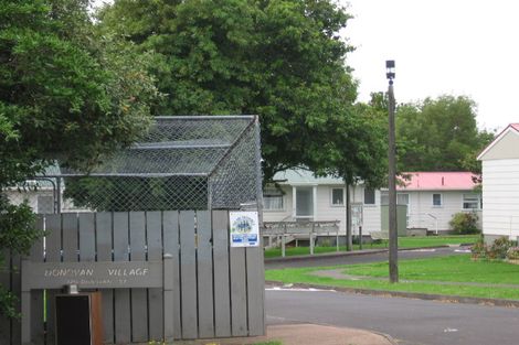 Photo of property in 6/120 Donovan Street, Blockhouse Bay, Auckland, 0600