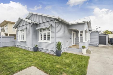 Photo of property in 126 Heretaunga Street, Palmerston North, 4414