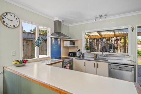Photo of property in 100 Mansels Road, Parkvale, Tauranga, 3112