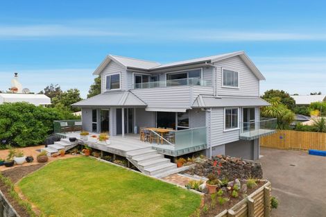 Photo of property in 16 Oceanbeach Road, Mount Maunganui, 3116