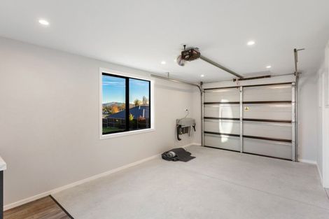 Photo of property in 4a Chatham Street, Waihola, Milton, 9073