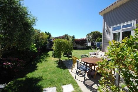 Photo of property in 20 Raine Street, Karori, Wellington, 6012