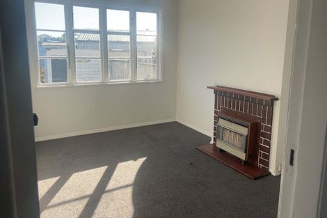 Photo of property in 2 Laurent Vc Street, Hawera, 4610