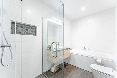 Photo of property in 201/64 Te Oneroa Way, Long Bay, Auckland, 0630