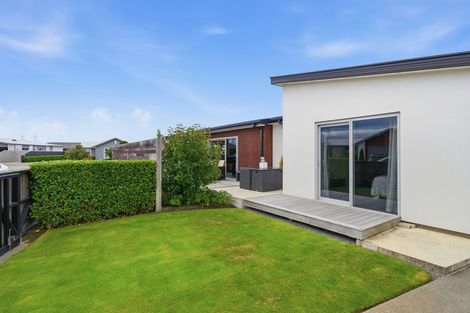 Photo of property in 36 Rannoch Drive, Broomfield, Christchurch, 8042