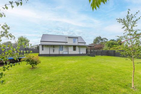 Photo of property in 12 Kew Grove, Raumati Beach, Paraparaumu, 5032