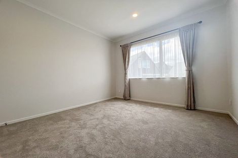 Photo of property in 98 Taikura Avenue, Red Beach, 0932