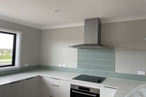 Photo of property in 34 Isobel Hodgson Drive, Cambridge, 3434