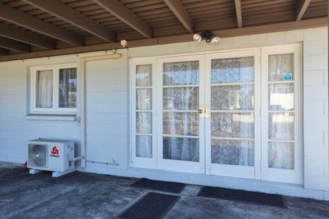 Photo of property in 26 Helena Street, Massey, Auckland, 0614