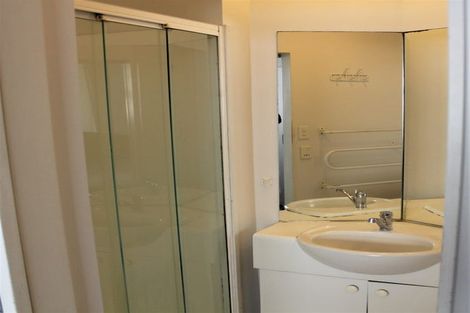 Photo of property in Regency Apartments, 5b/49 Manners Street, Te Aro, Wellington, 6011