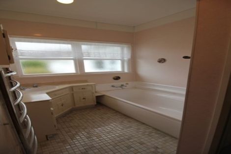 Photo of property in 35 Allen Terrace, Tawa, Wellington, 5028