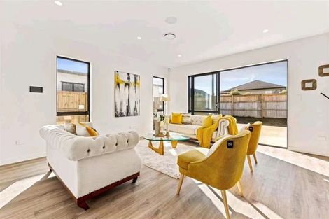 Photo of property in 13 Cutfield Lane, Kumeu, 0810