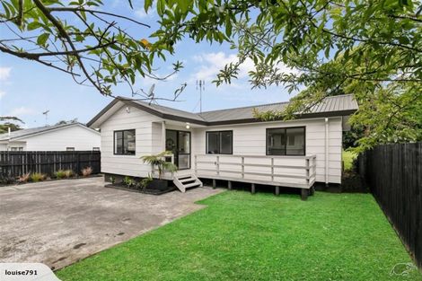 Photo of property in 2/8 Lingfield Street, Glenfield, Auckland, 0629